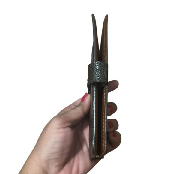 Louis Vuitton Black and Gold Monogram Wallet - Picture 5 of 9